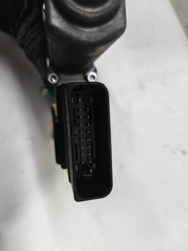 Моторчик стеклоподъемника Volkswagen Jetta 2008