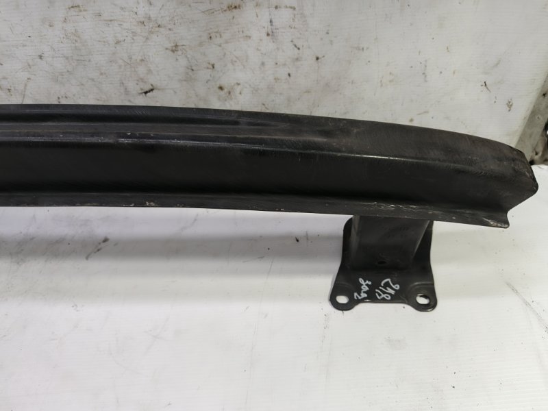 Усилитель бампера Volkswagen Jetta 2008