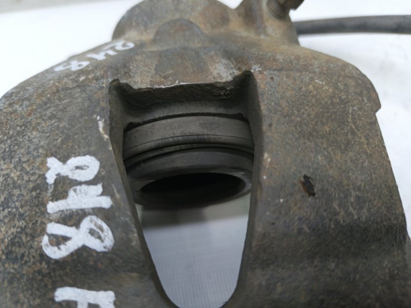 Суппорт Volkswagen Jetta 2008