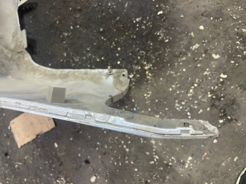 Бампер Toyota Corolla 2008 E150