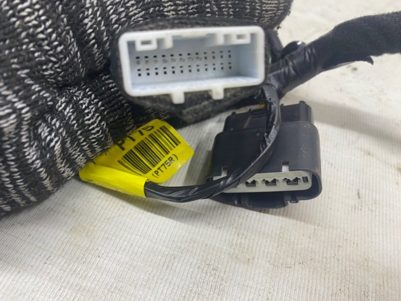 Проводка двери Kia Optima 2019 JF