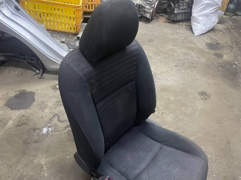 Сиденье Toyota Corolla 2008 E150