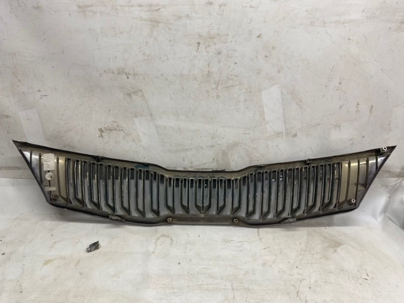 Решетка радиатора Kia Optima 2019 JF