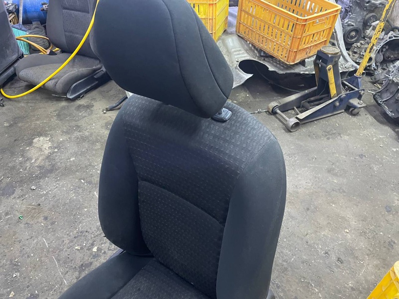 Сиденье Toyota Corolla 2008 E150