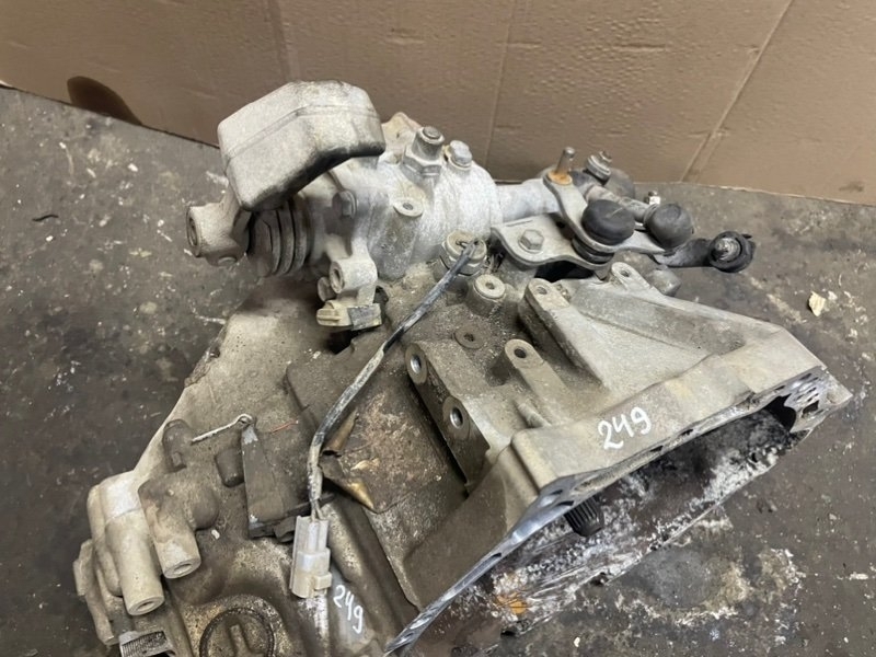 МКПП Toyota Corolla 2008 E150