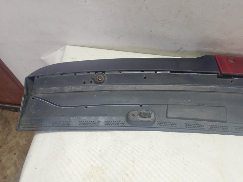 Спойлер крышки багажника Ford C-Max