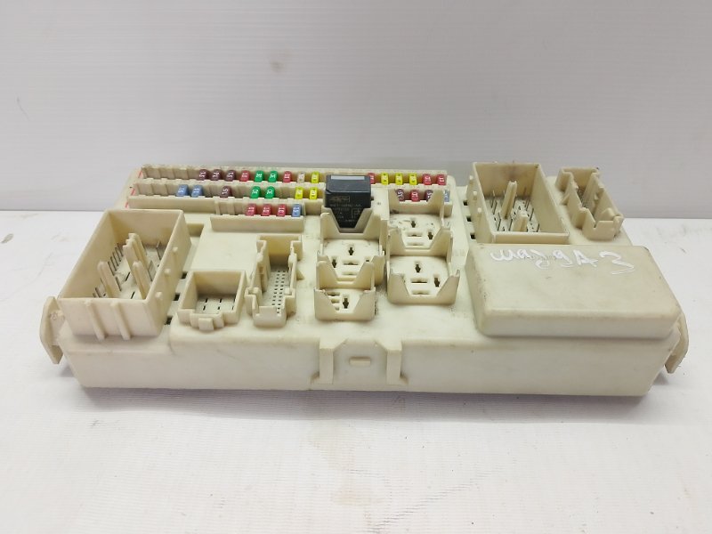 Блок предохранителей салона Mazda 3MPS 2007 BK