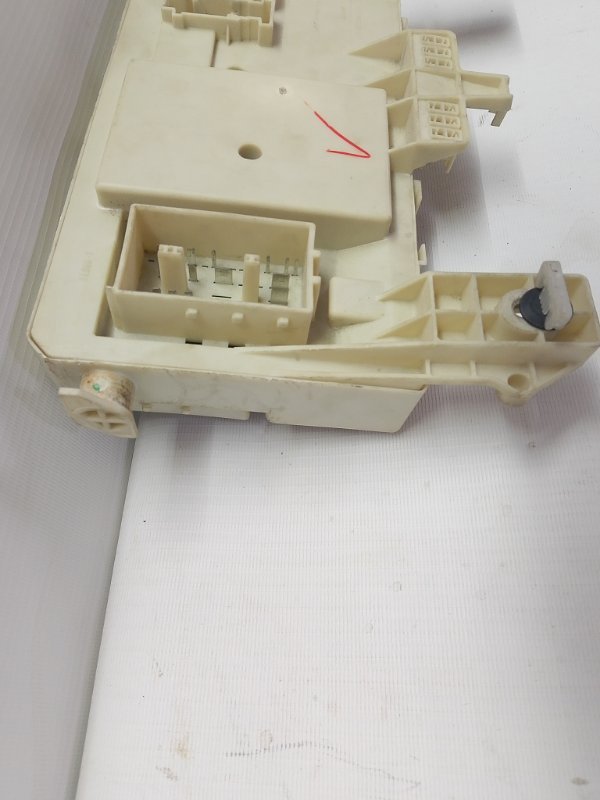 Блок предохранителей салона Mazda 3MPS 2007 BK