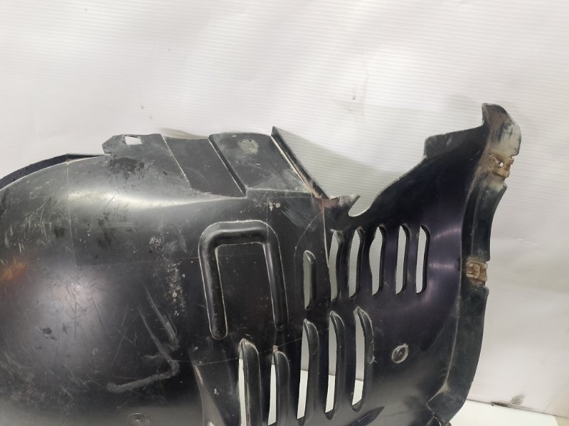 Подкрылок Mercedes-Benz S-klasse 2000 W220