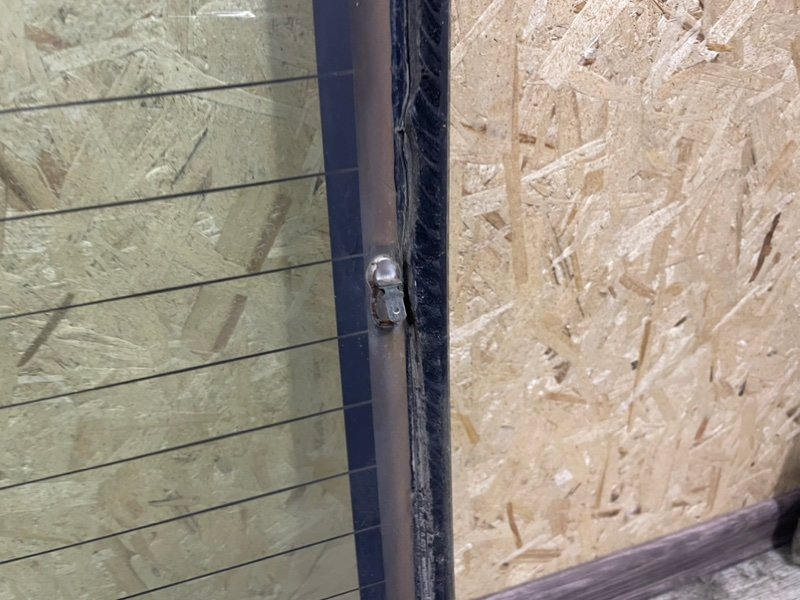 Стекло заднее Kia Cerato 2010 TD