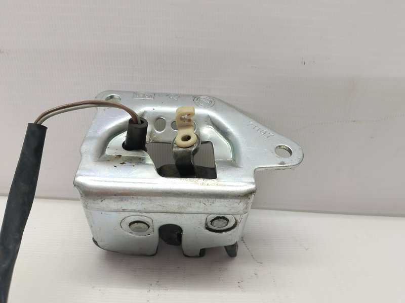 Замок крышки багажника Fiat Albea 2007