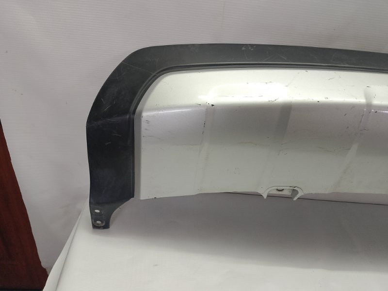 Накладка бампера Suzuki SX-4