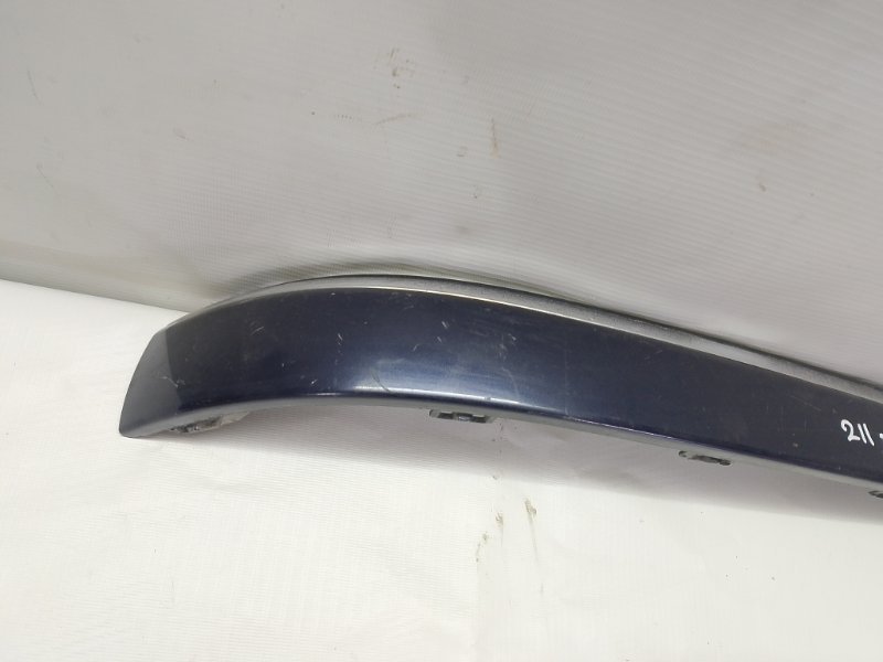 Молдинг бампера Mercedes Benz c