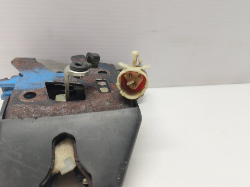 Замок багажника Geely Emgrand EC7