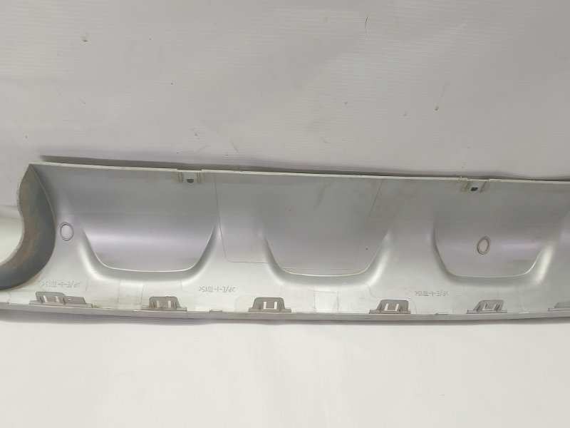 Накладка бампера Renault Kaptur 2016 H5_