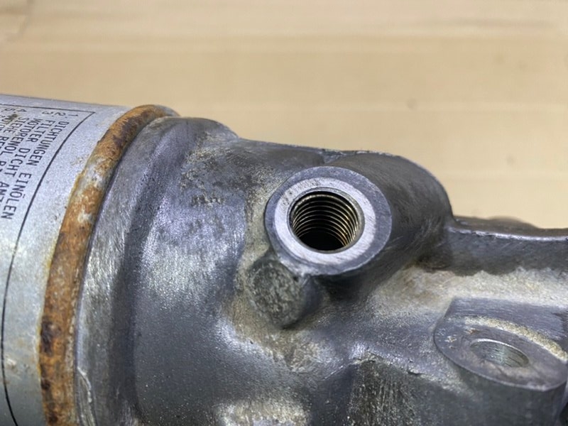 Корпус масляного фильтра Volkswagen Golf 2012 Mk6