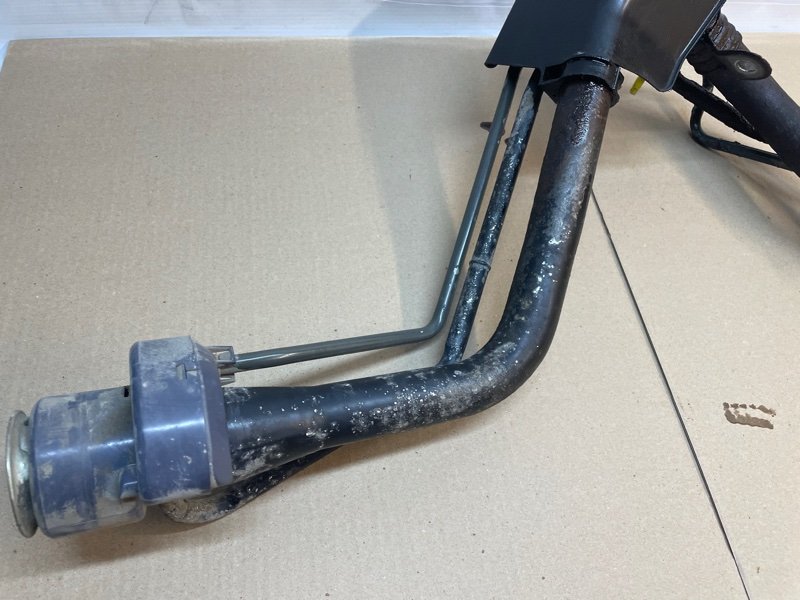 Горловина топливного бака Toyota Corolla 2008 E150