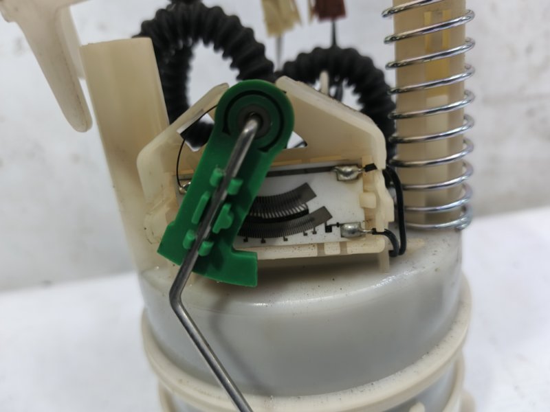 Бензонасос Citroen C4 2008