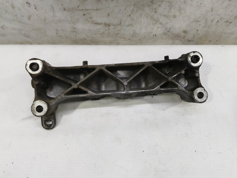 Кронштейн двигателя Citroen C4 2008