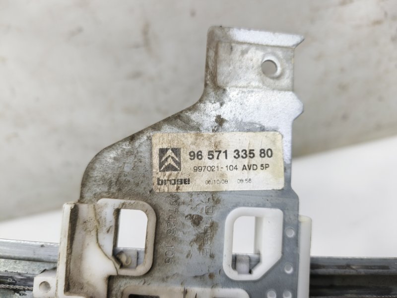 Стеклоподъемник Citroen C4 2008