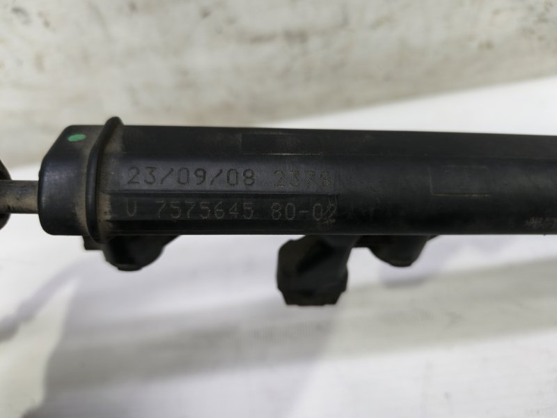 Топливная рампа Citroen C4 2008