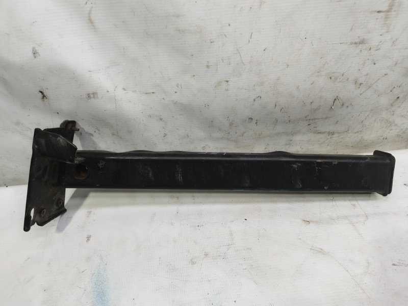 Кронштейн усилителя бампера Citroen C4 2008