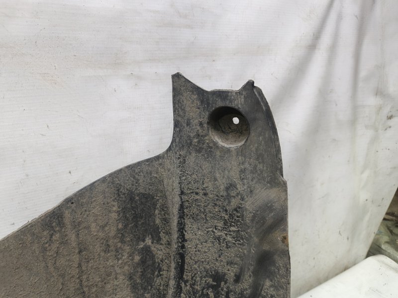 Подкрылок Citroen C4 2008