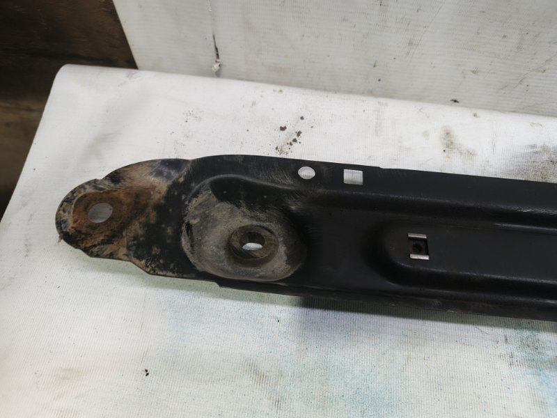 Балка под радиатор Citroen C4 2008