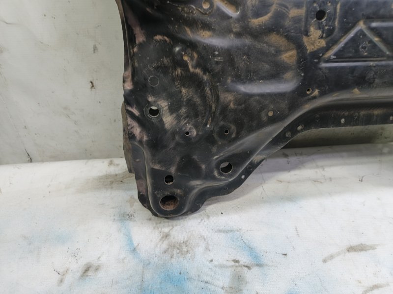 Балка Citroen C4 2008