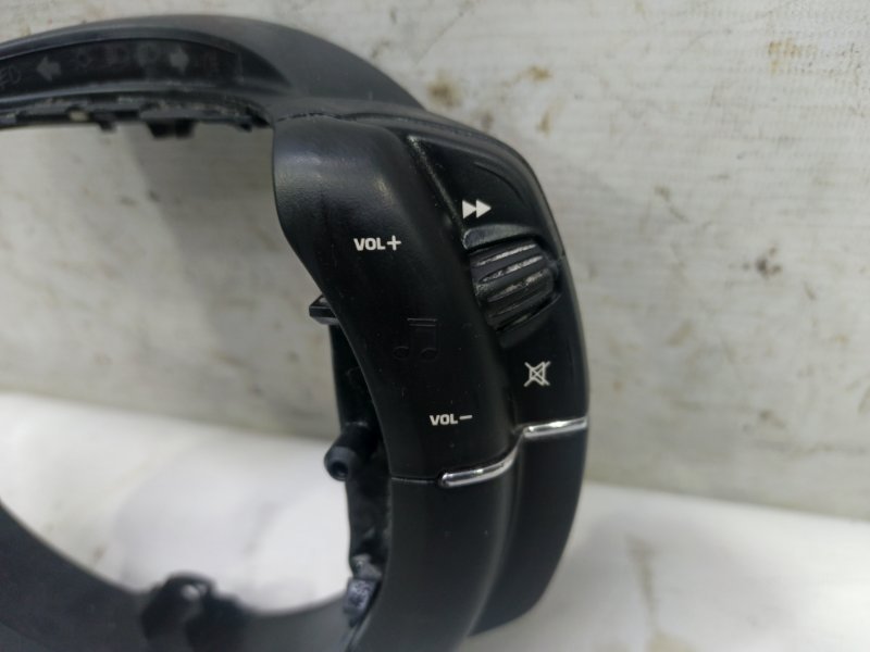 Кнопки руля Citroen C4 2008