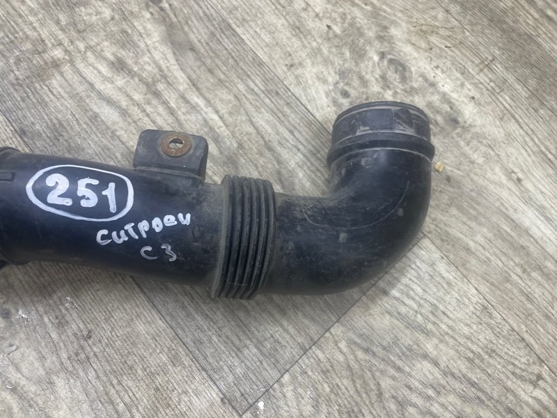 Патрубок воздушного фильтра Citroen C4 2008