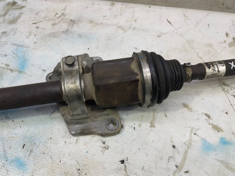 Привод Lada Xray 2021