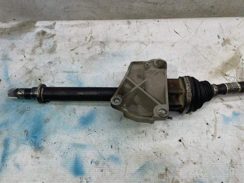 Привод Lada Xray 2021