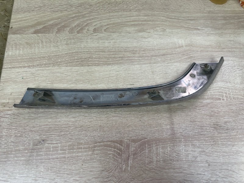 Молдинг lada vesta 2022