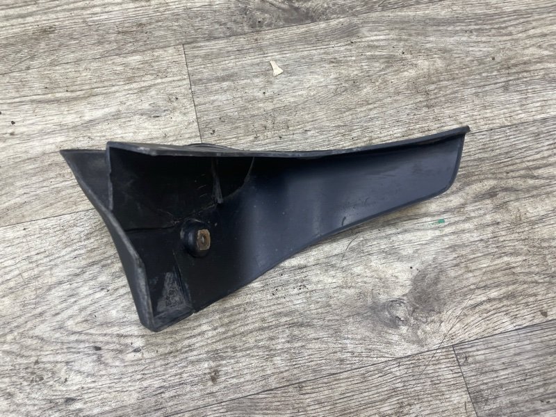 Брызговик Toyota Corolla 2008 E150