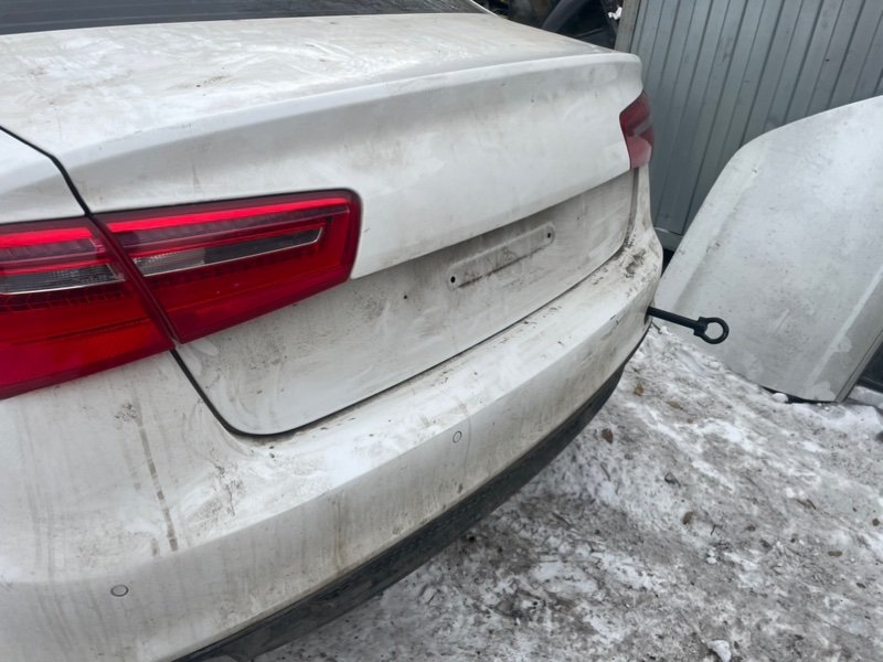 Крышка багажника Audi A6 2012