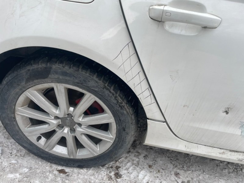 Крыло Audi A6 2012