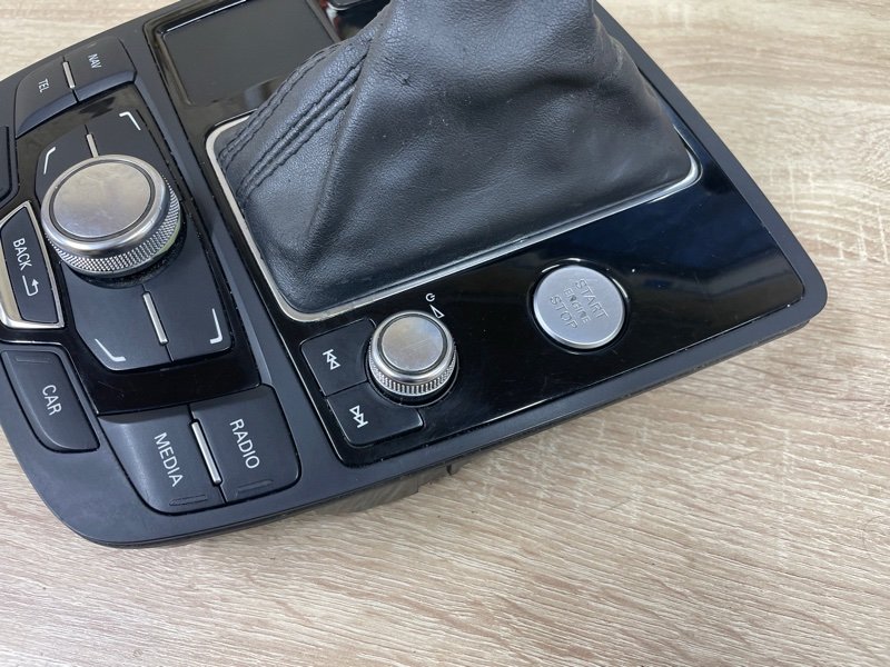 Блок управления Audi A6 2012