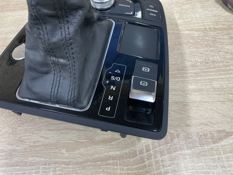 Блок управления Audi A6 2012