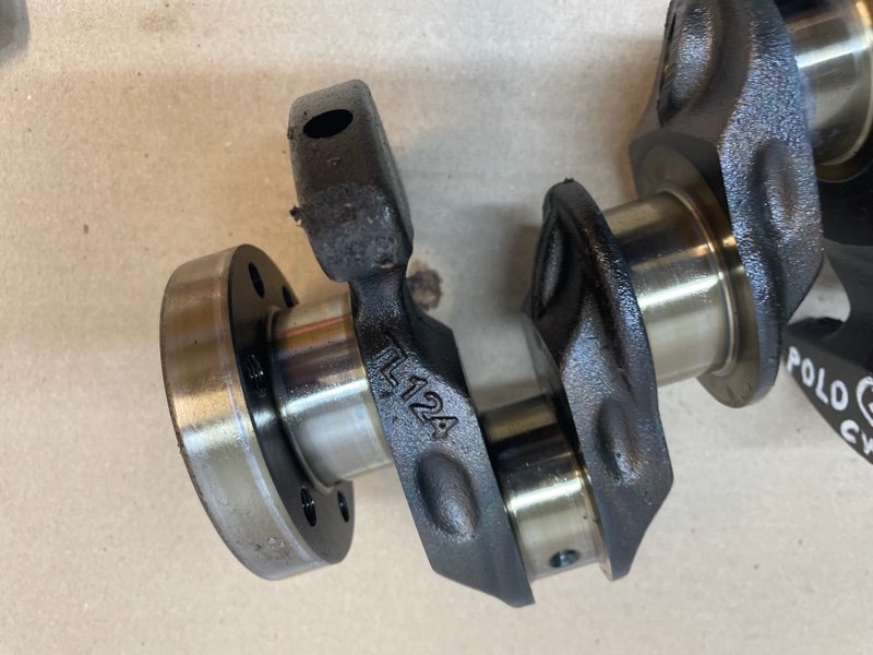 Коленвал Volkswagen Polo 2017