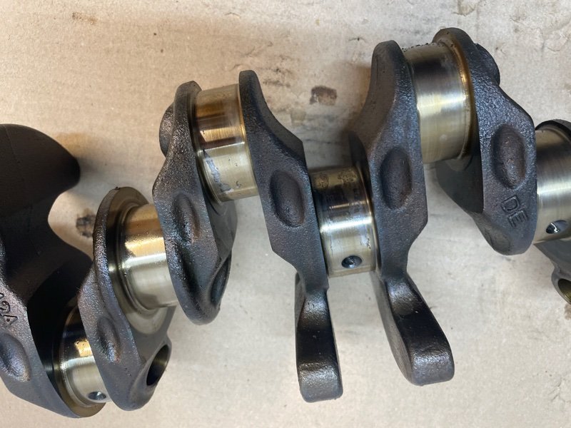 Коленвал Volkswagen Polo 2017