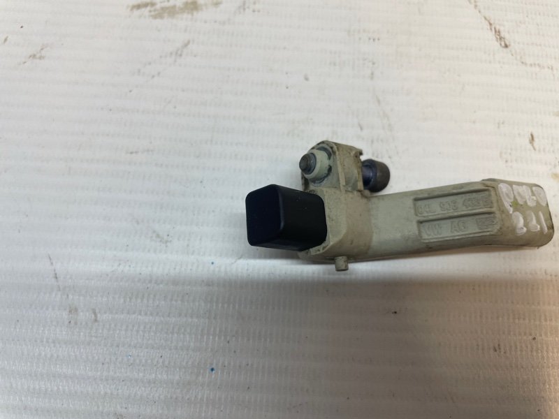 Датчик положения коленвала Volkswagen Polo 2017