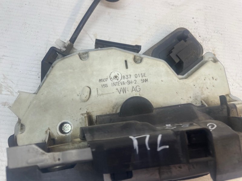 Замок двери Volkswagen Polo 2020