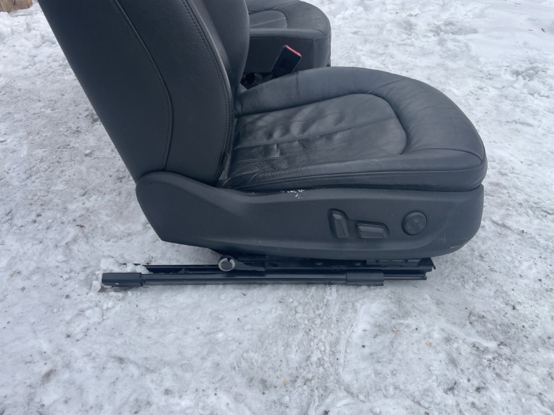 Сиденье Audi A6 2012