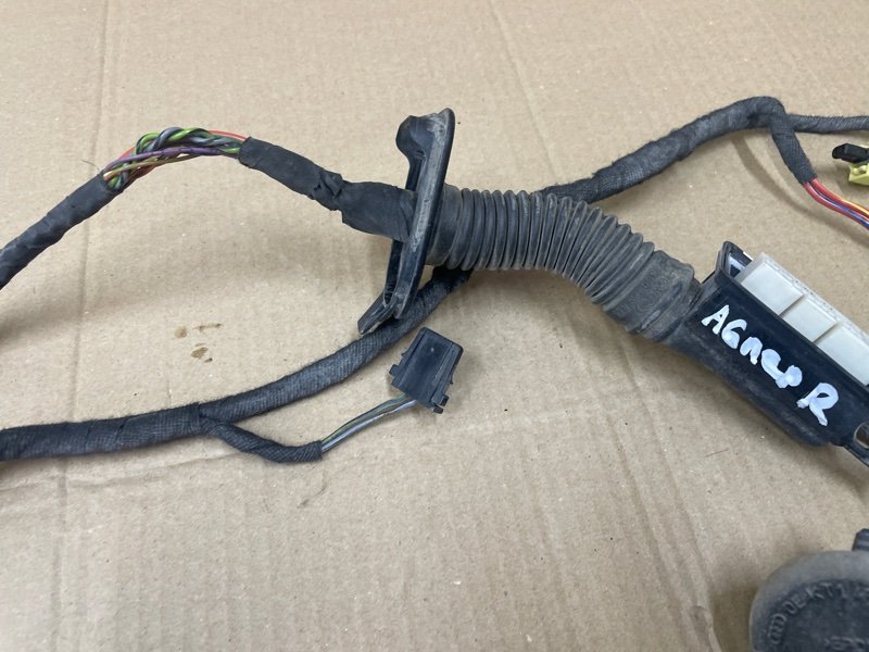 Проводка двери Audi A6 2012