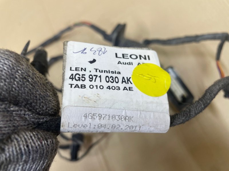 Проводка двери Audi A6 2012