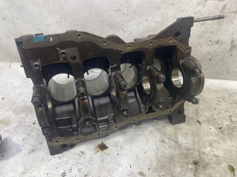Блок цилиндров Renault Logan 2020 L8
