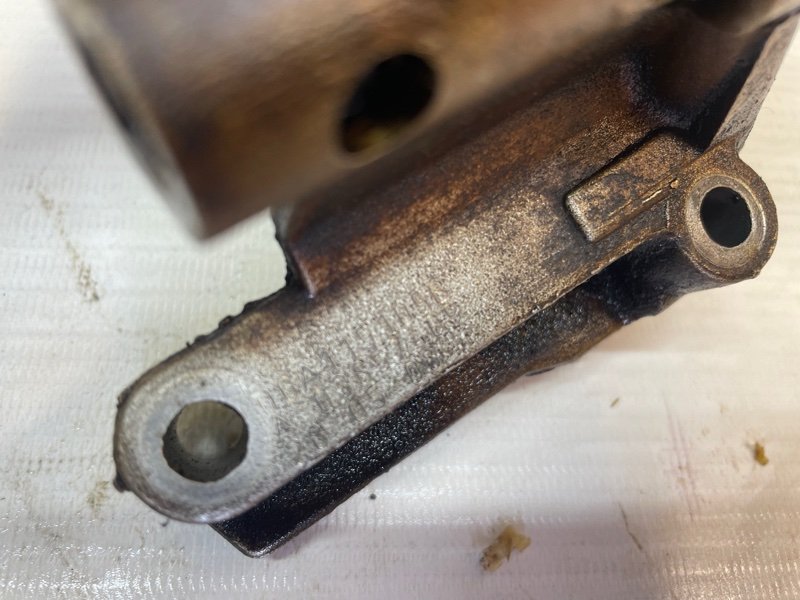 Насос масляный Volkswagen Jetta 2008