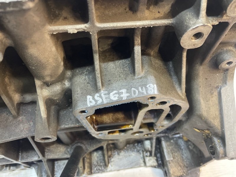 Блок цилиндров Volkswagen Jetta 2008