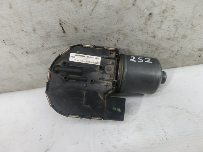 Моторчик дворников Audi A6 2012